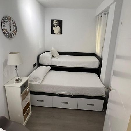 Nuevo!! Apartamento Lujo&Confort. Parking เซบีญา ภายนอก รูปภาพ